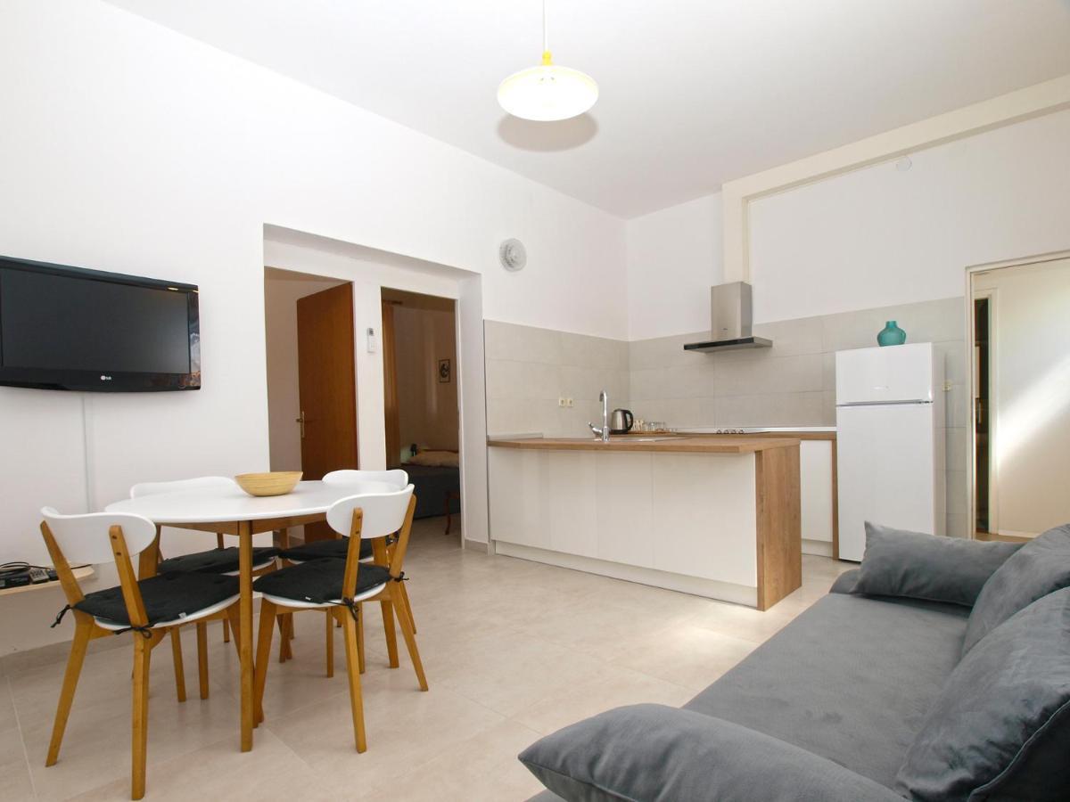 Apartemnts Guido 762 Διαμέρισμα Pjescana Uvala Εξωτερικό φωτογραφία