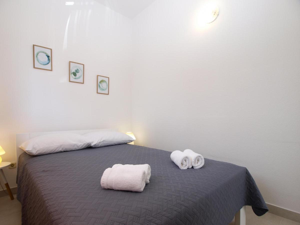 Apartemnts Guido 762 Διαμέρισμα Pjescana Uvala Εξωτερικό φωτογραφία