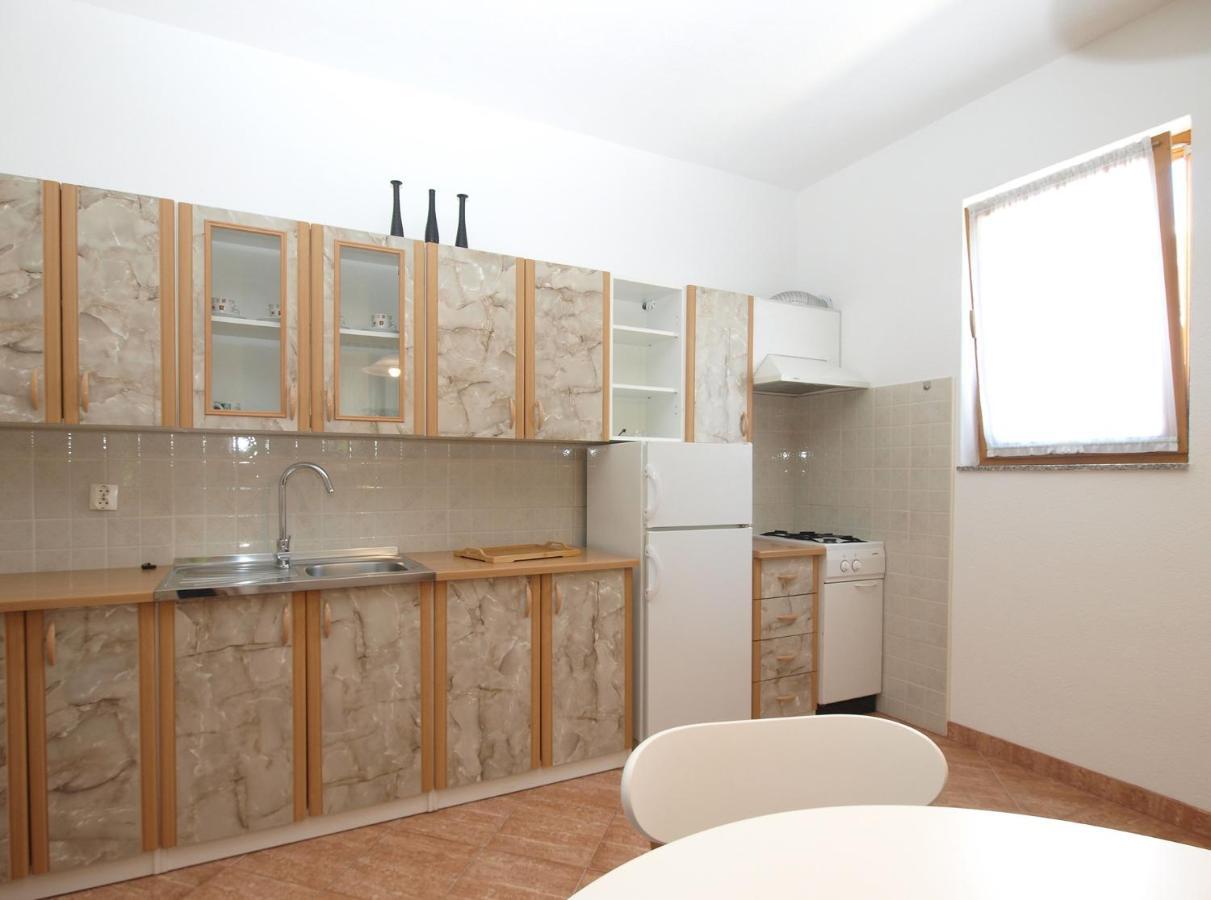 Apartemnts Guido 762 Διαμέρισμα Pjescana Uvala Εξωτερικό φωτογραφία