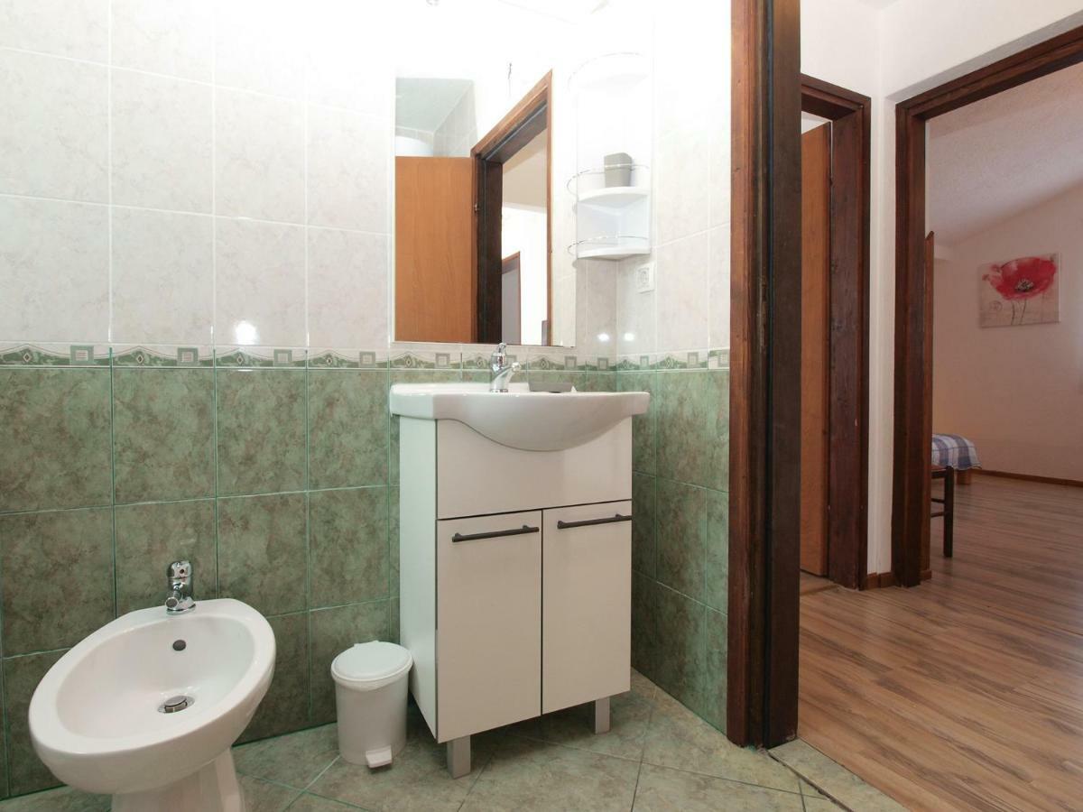 Apartemnts Guido 762 Διαμέρισμα Pjescana Uvala Εξωτερικό φωτογραφία